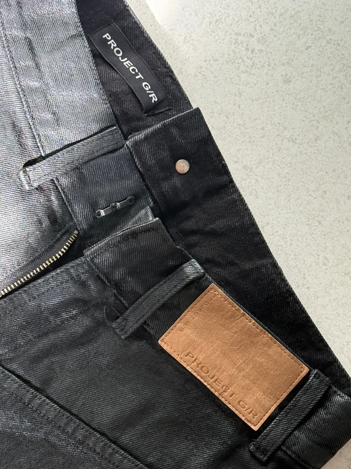 프로젝트gr 프로코콜 인덱스 백워드 코티드 데님 블랙 상품이미지4