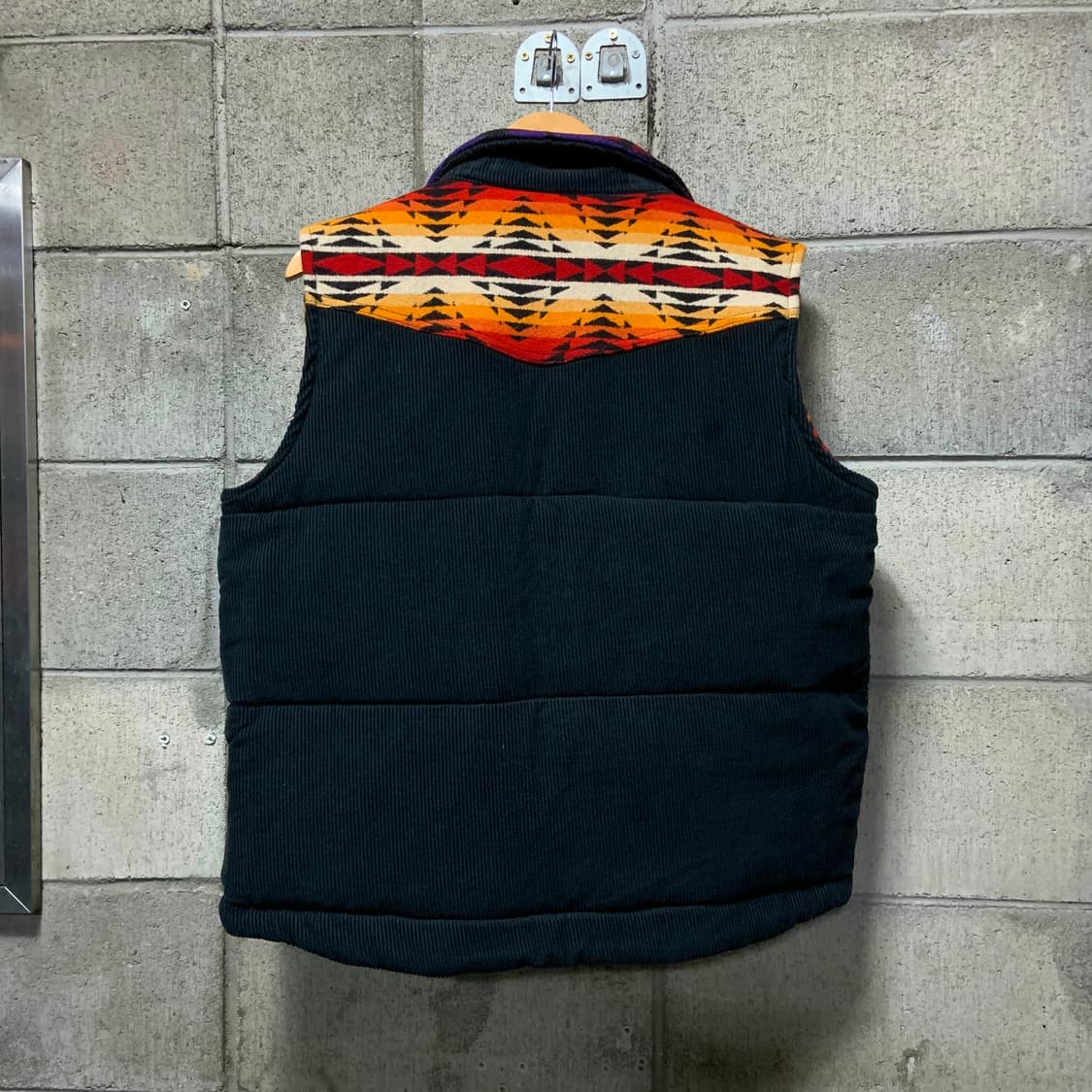 USA Aviator nation 울 나바호 패디드 베스트 L 상품이미지8