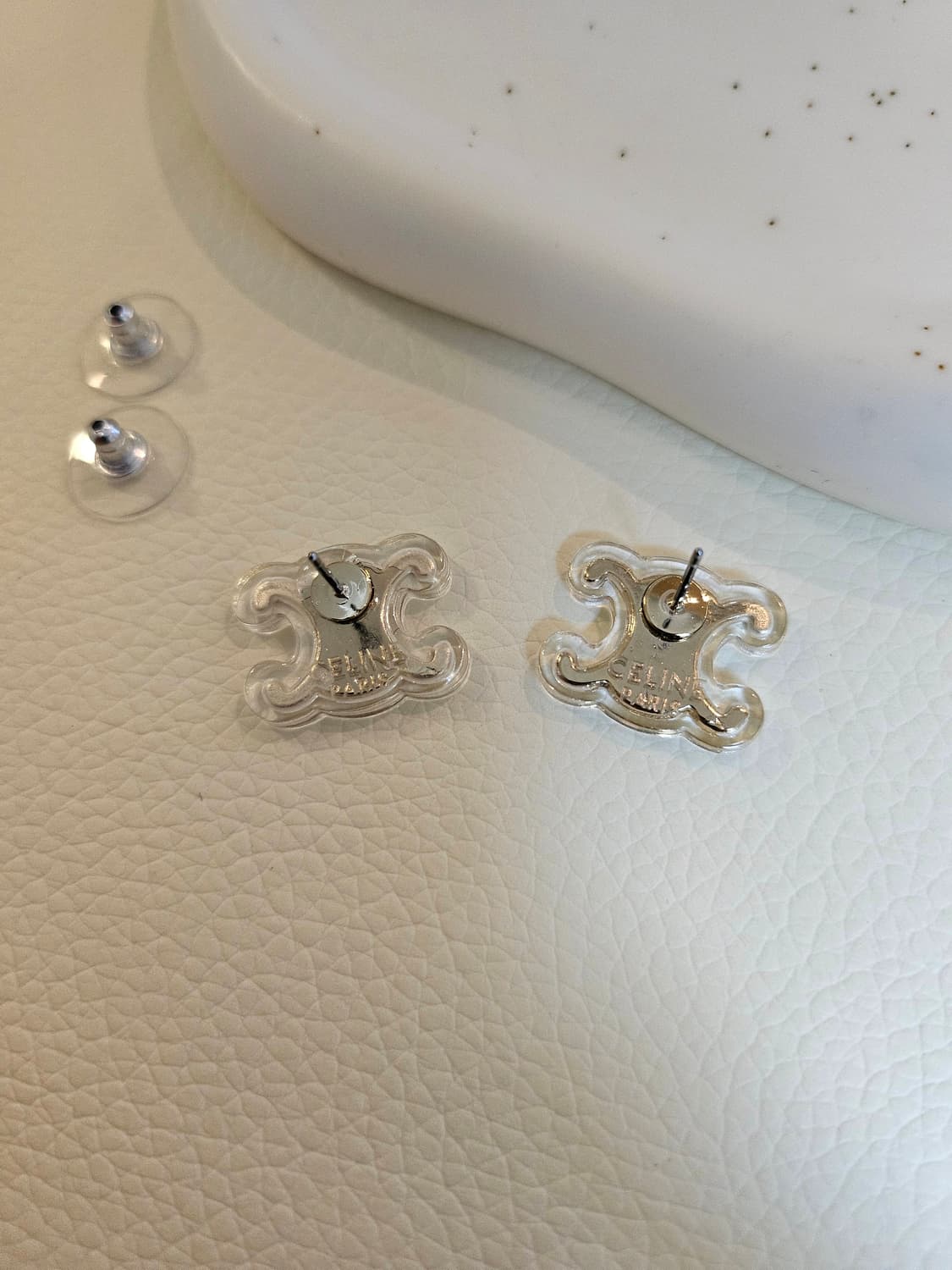 셀린느 업사이클링 레진 귀걸이 상품이미지3