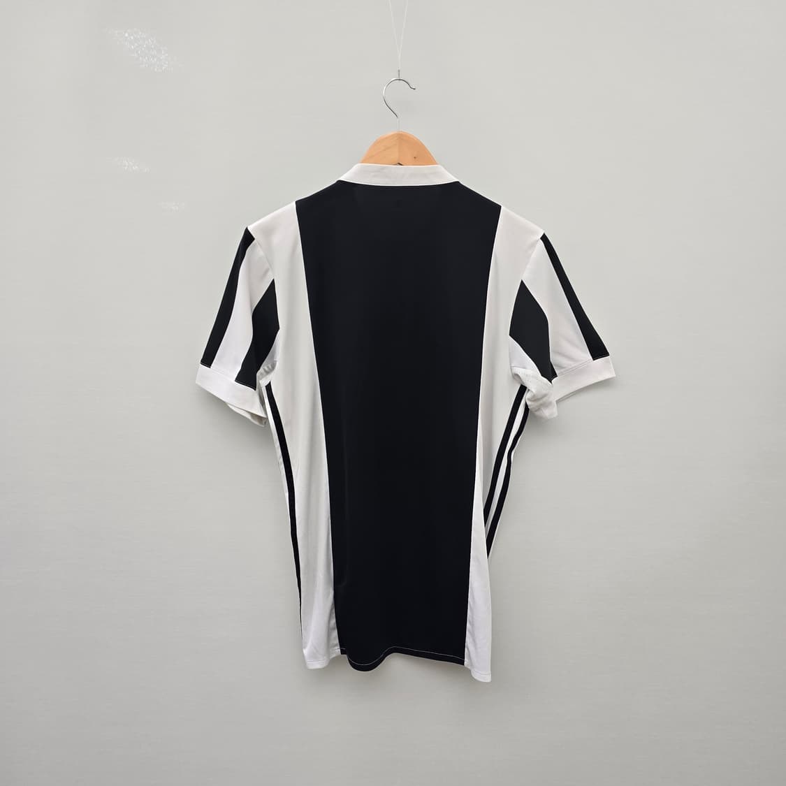 아디다스 유벤투스 17-18 홈 져지 유니폼 반팔 티셔츠 상품이미지5