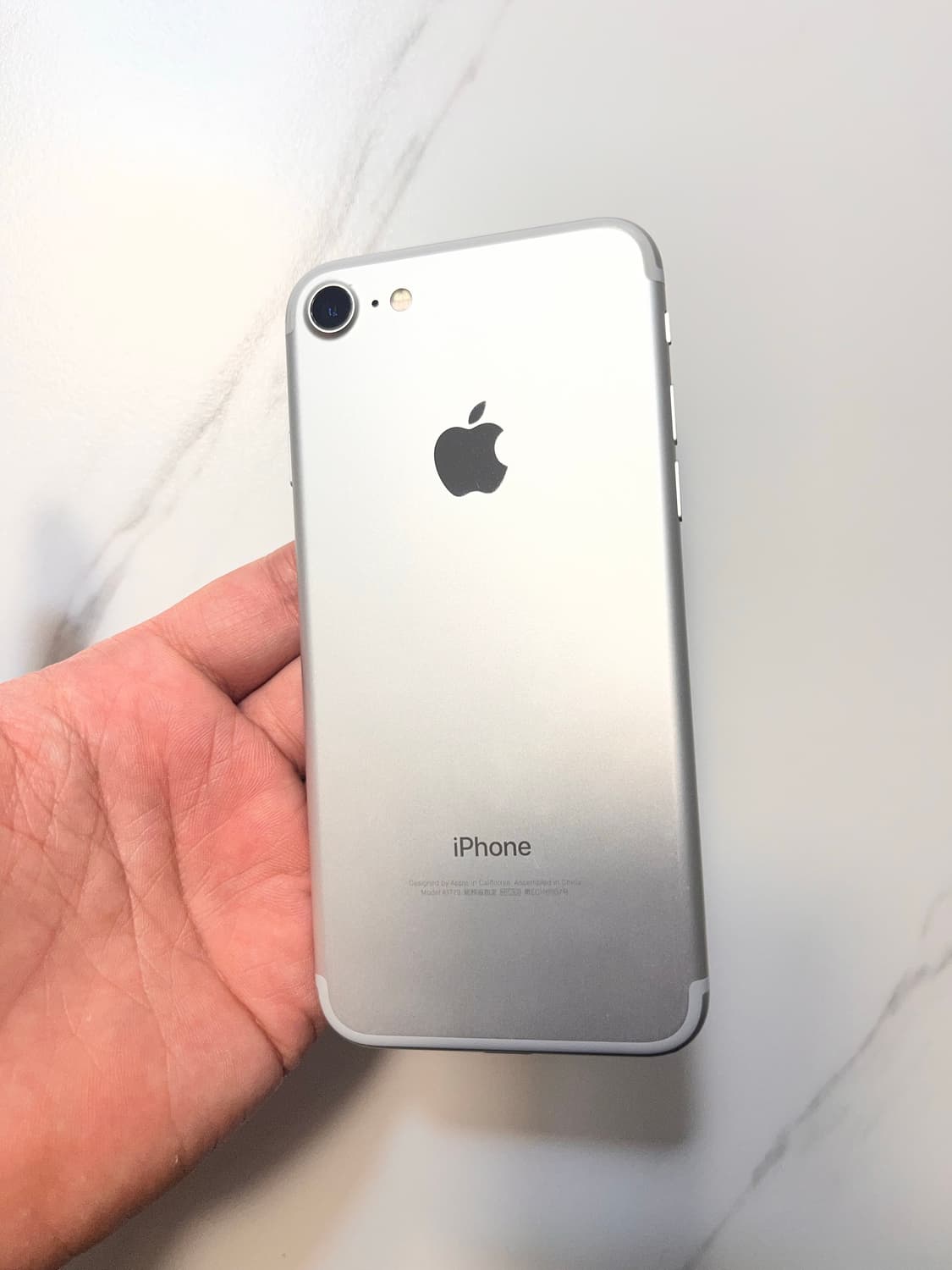 아이폰7실버 128GB A급 상품이미지1