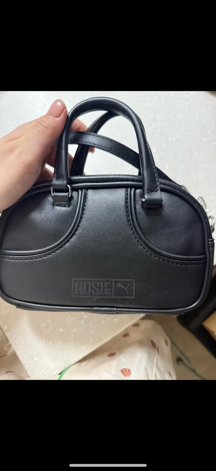 Puma 푸마 x 로제 마이크로 그립백 블랙 토트백 상품이미지2