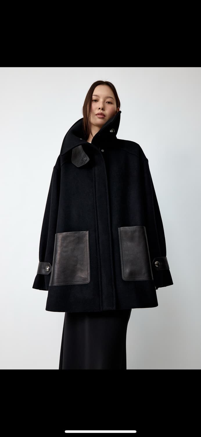 <2회 착용🖤> R2W 에버트 레더패치 하프코트 Ebert 상품이미지6