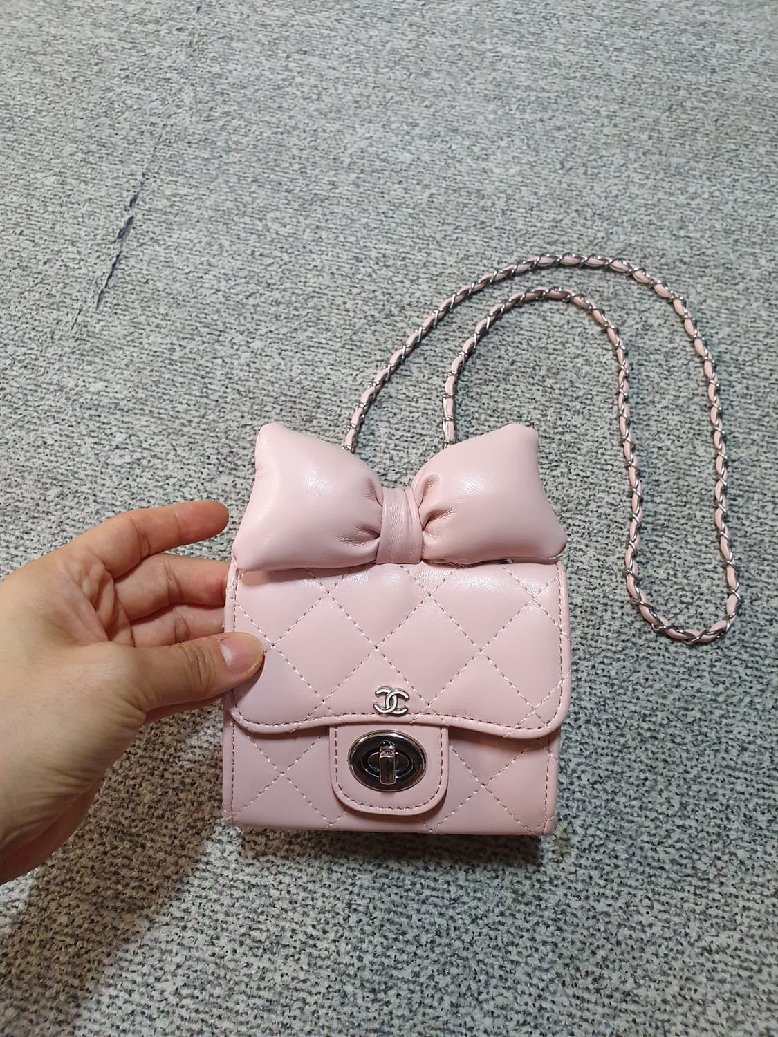 미니 크로스백
사진상 보이는그대로 넘넘 예뻐요
득템 묶음배송되니 다른물품 상품이미지1