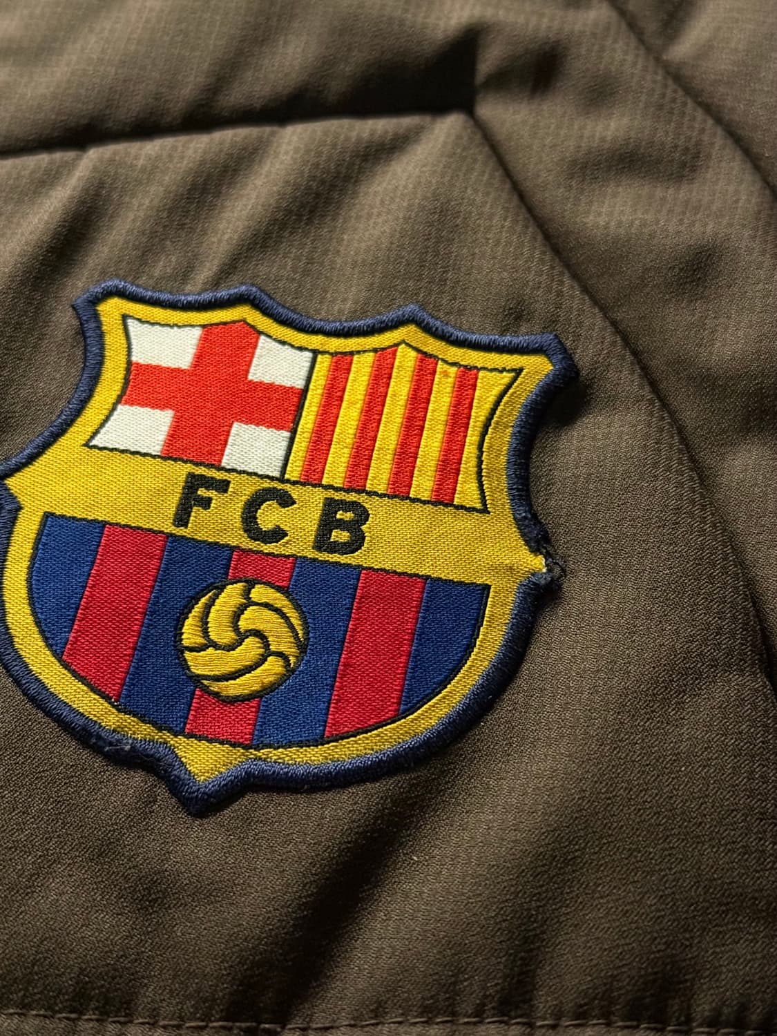 나이키 바르셀로나 패딩 브라운 상품이미지4