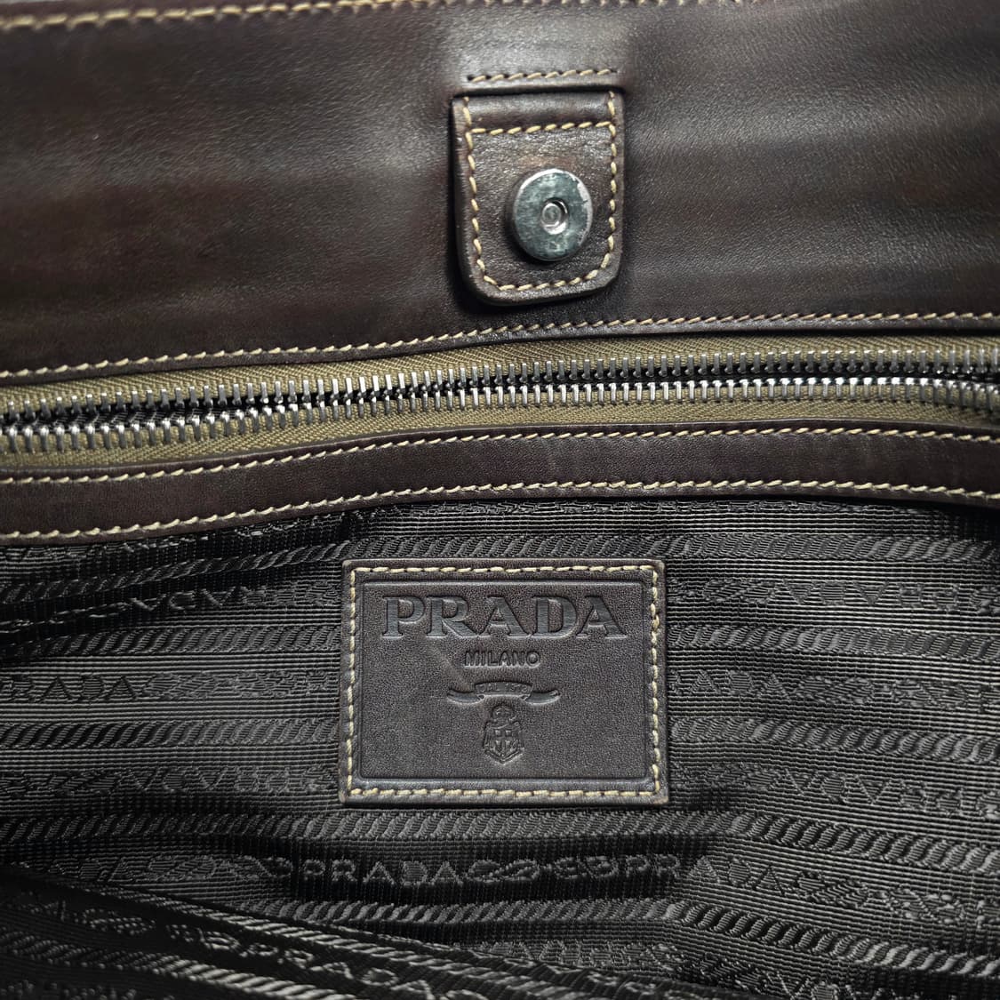 프라다 캔버스 메신저백 상품이미지6