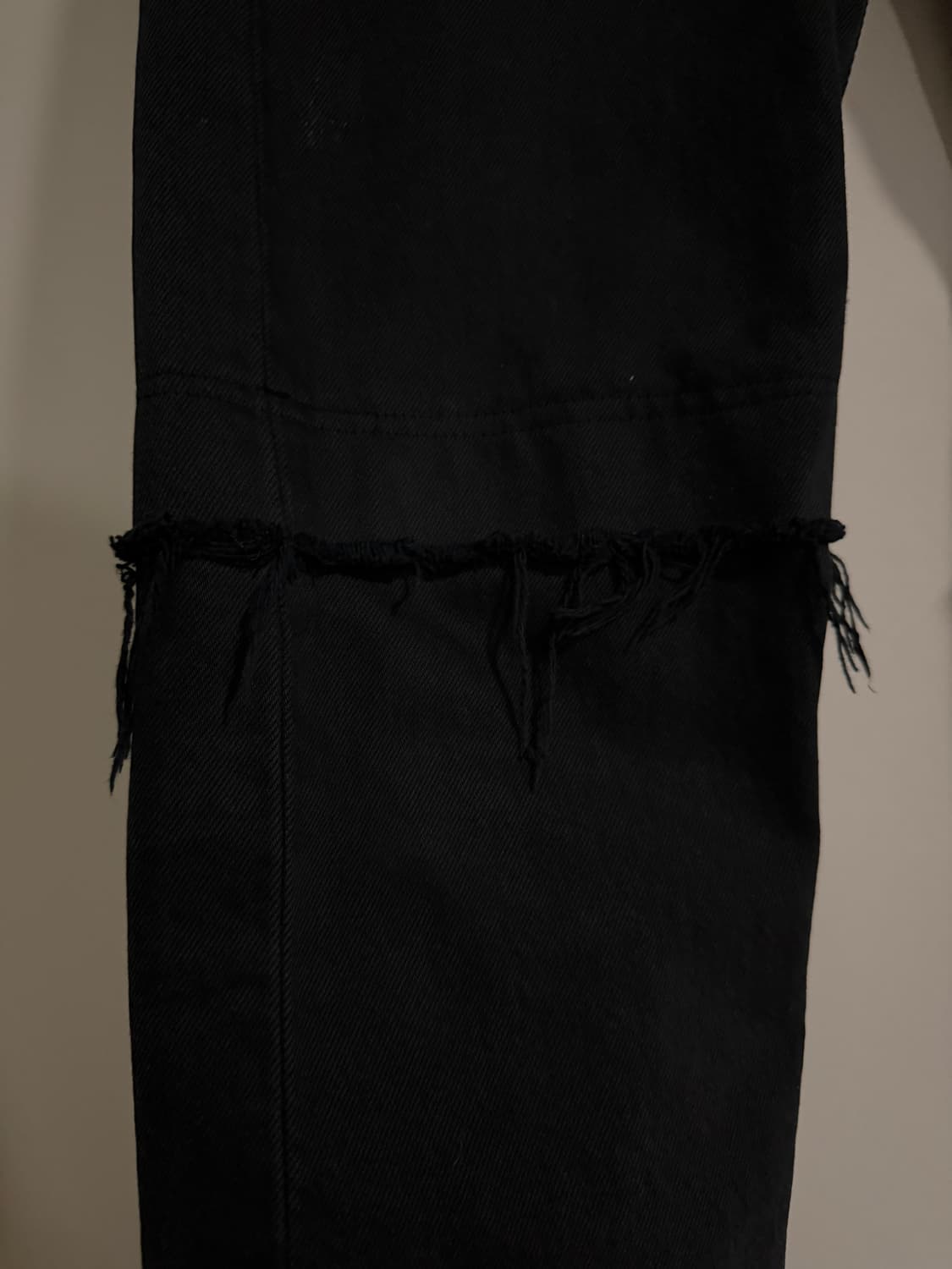 올드파크(Old Park)의 리메이크 블랙 데님 팬츠 상품이미지3