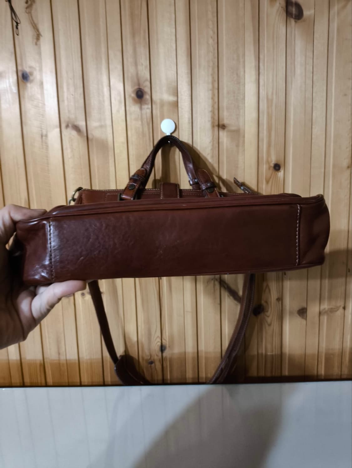 몽삭 00's 에이징 가죽 크로스백 서류가방 상품이미지4