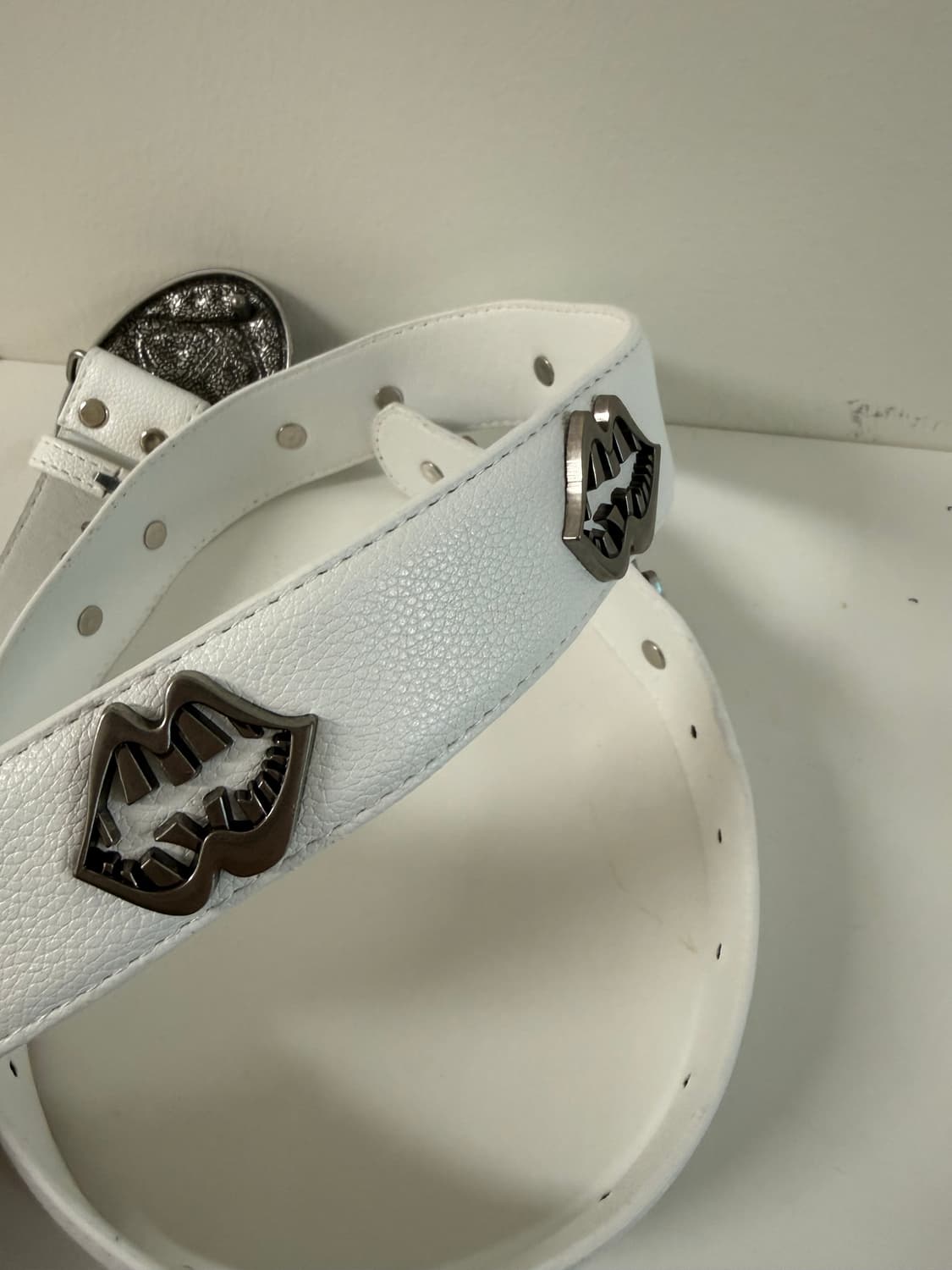 B.access white lips belt  상품이미지5
