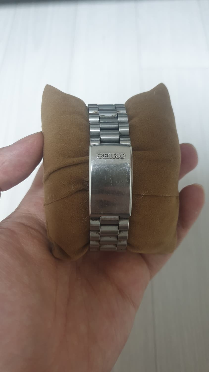 세이코 70s Type II 화이트 세로줄 빈티지 시계 상품이미지4
