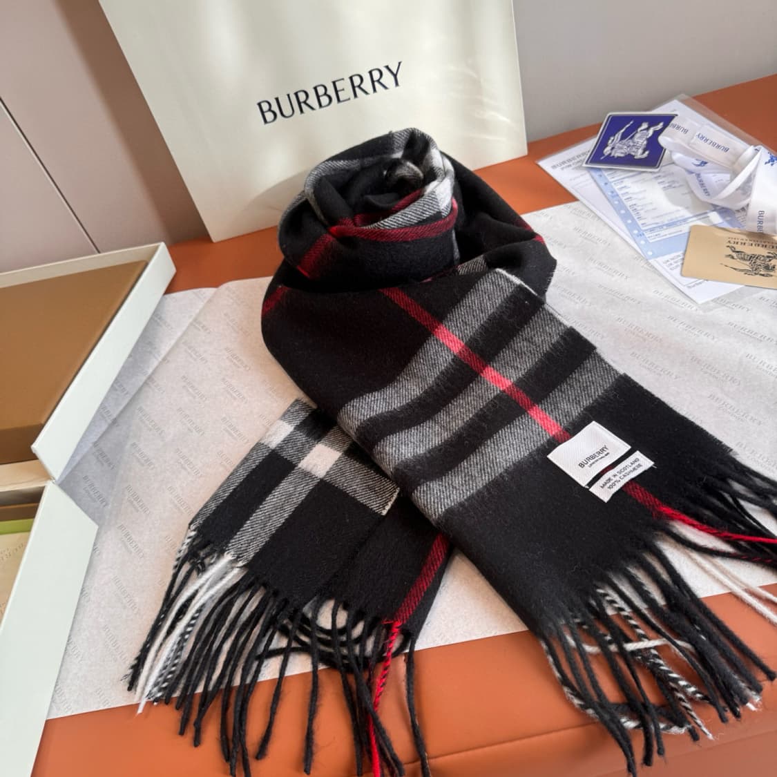 버버리 양면 머플러 램스울 100% 추동 단품
 상품이미지1