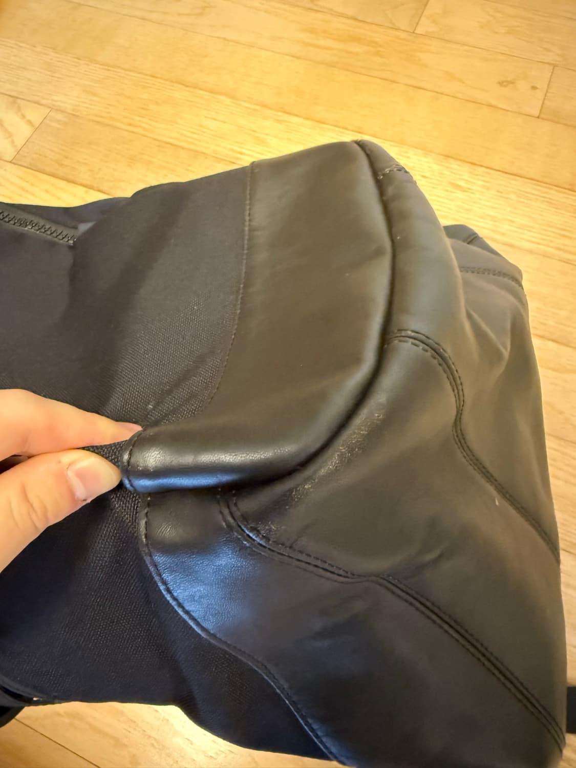 비즈빔 코듀라 백팩 20L 블랙 상품이미지5
