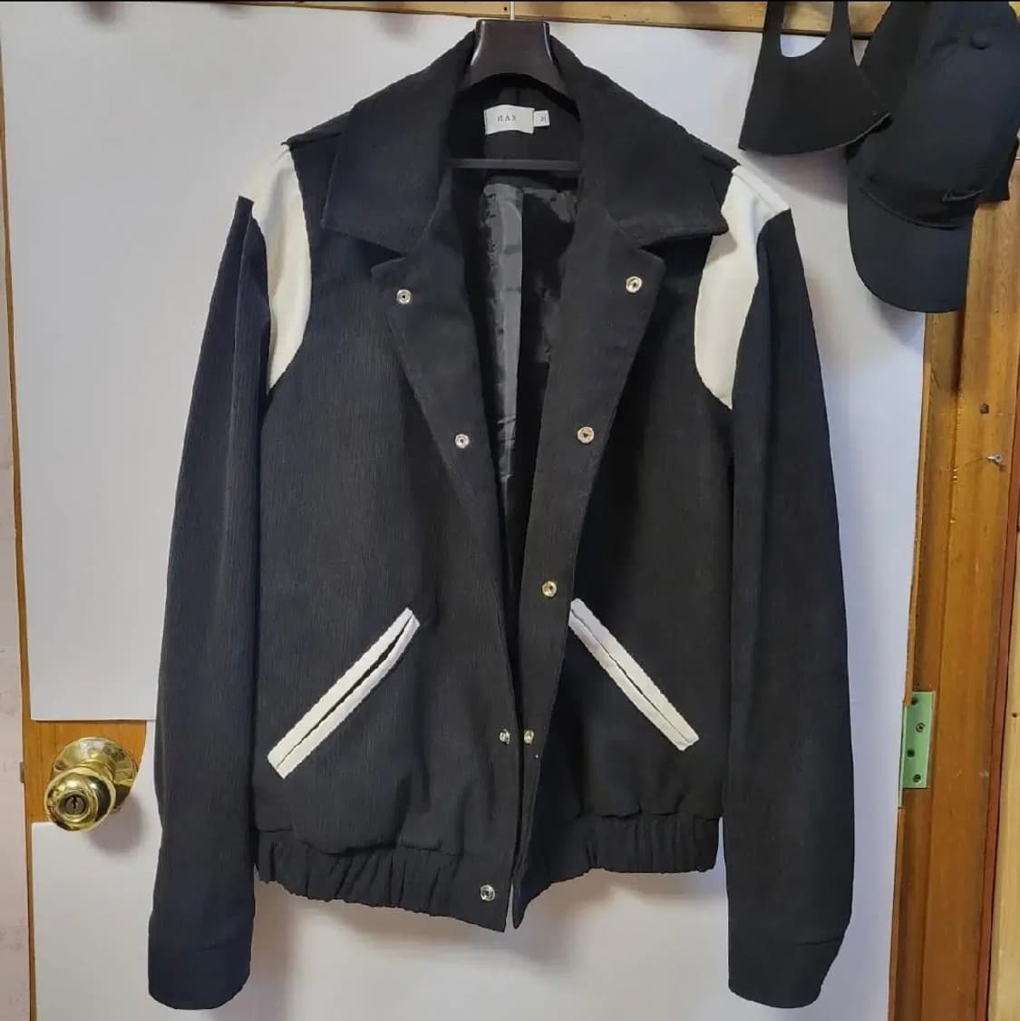 128 ) s급 코듀로이 바시티자켓95 남녀공용 블랙 상품이미지1