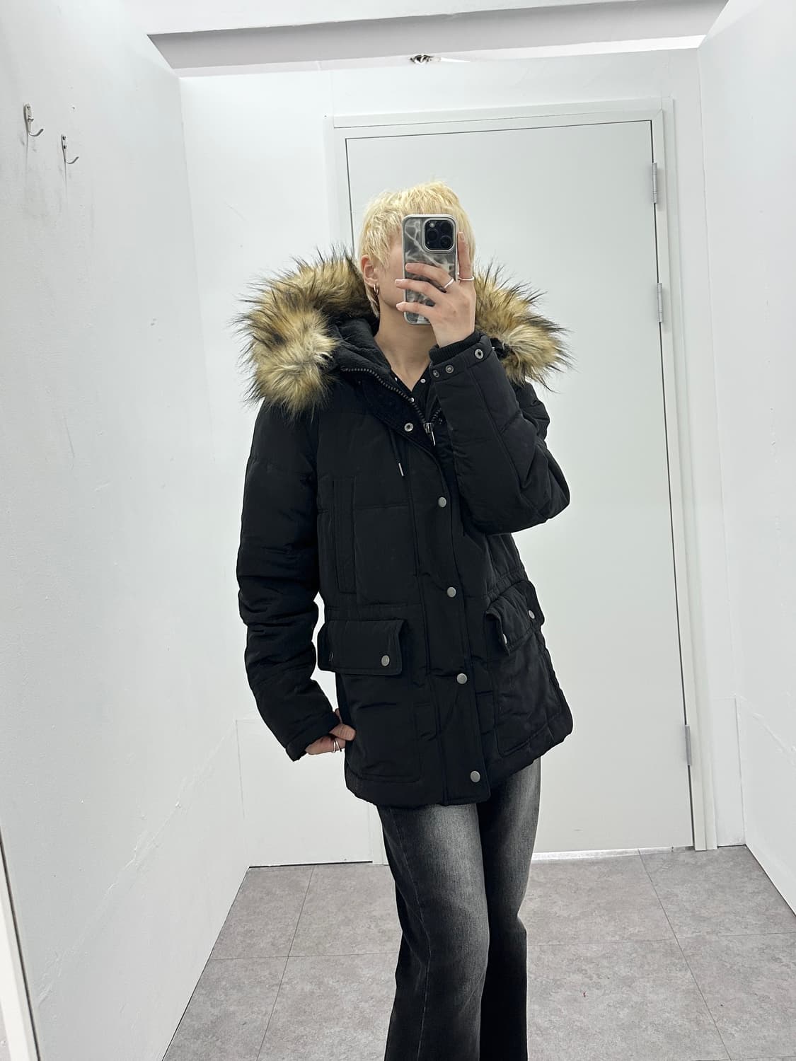 Vintage black fur trimming parka 상품이미지5