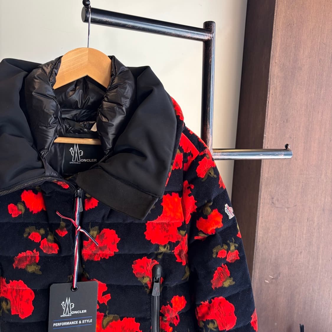 15454 - 몽클레어 플로랄 구스 다운 패딩 상품이미지3