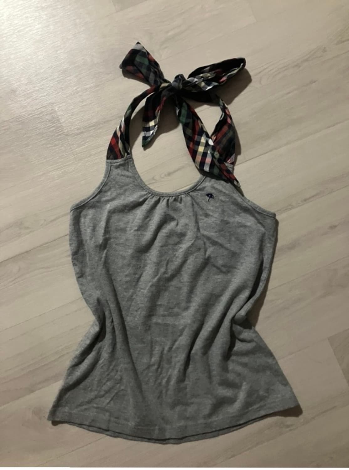 체크 홀터 슬리브리스 상품이미지1