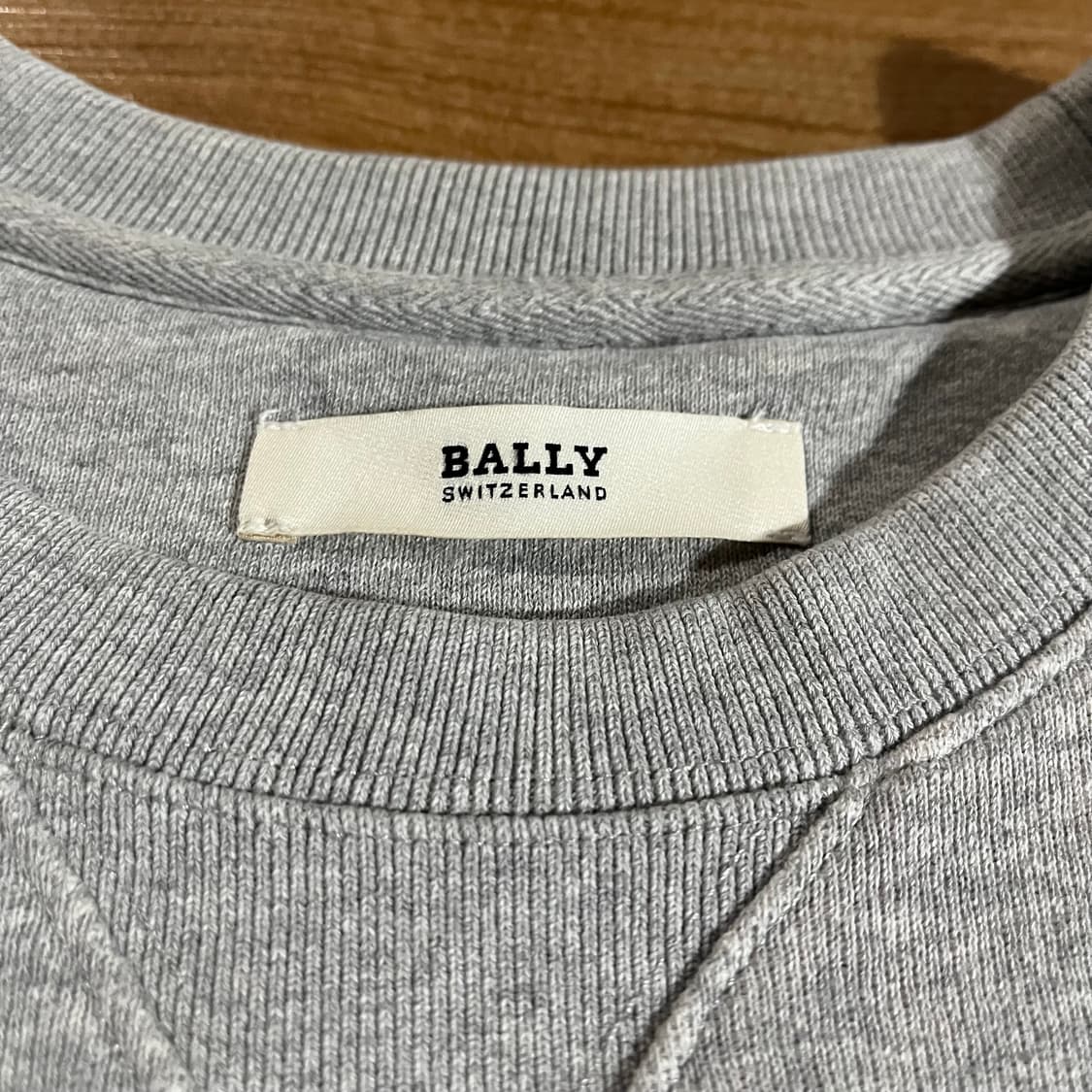 [100] 발리 깃털 맨투맨 상품이미지3