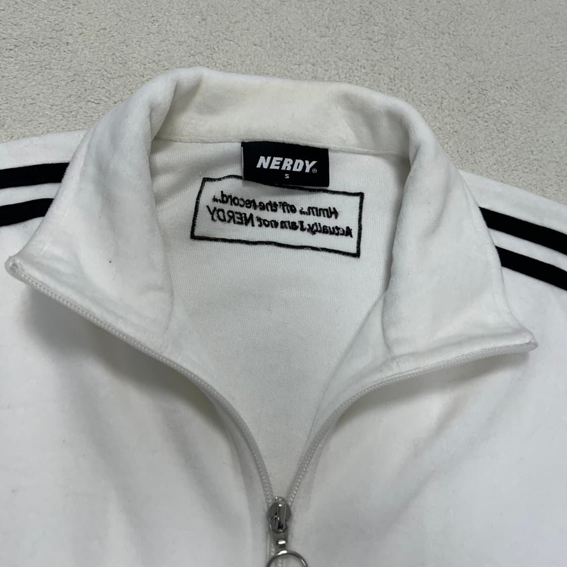 Nerdy white velvet jersey 상품이미지6