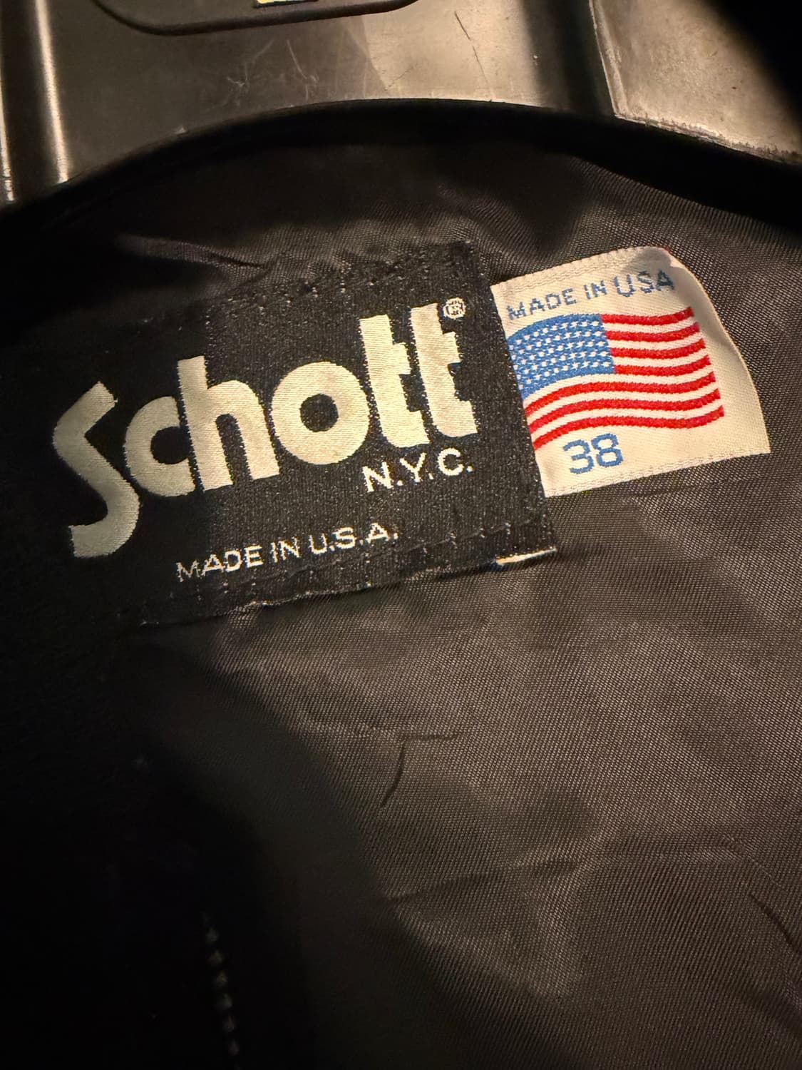 Schott 블랙 봄버 자켓 38사이즈 상태 A급 상품이미지2