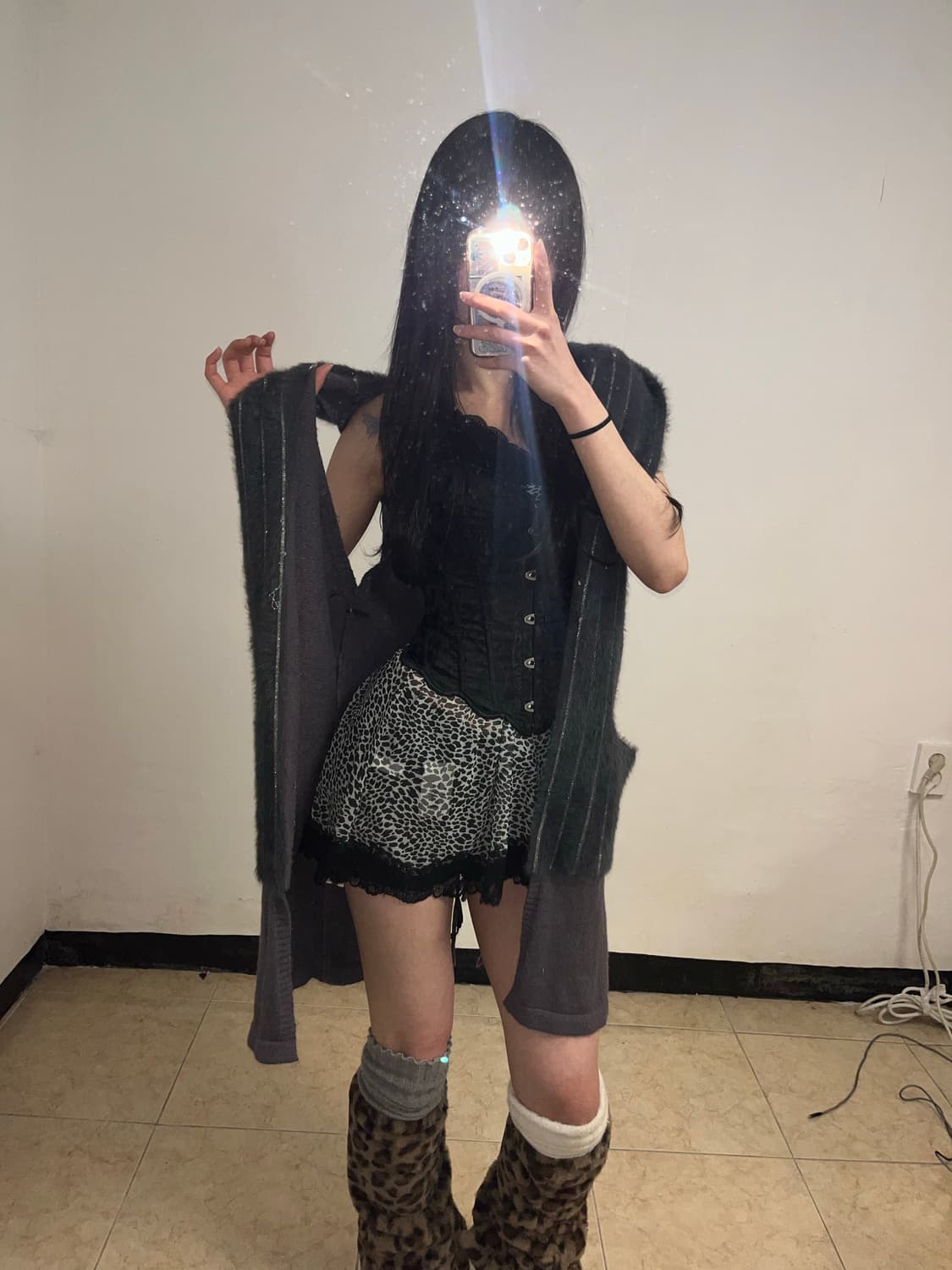 그레이 아일렛 후드 니트 베스트 상품이미지5