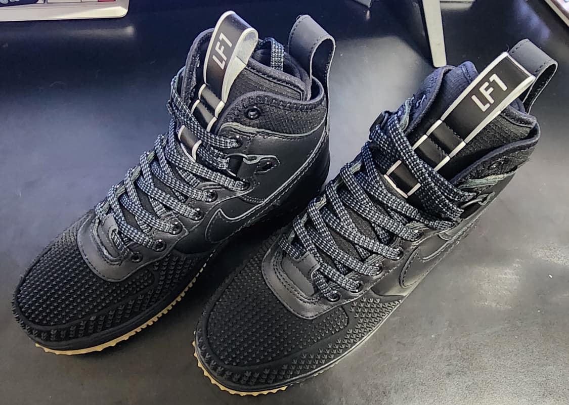 [255] 나이키 루나 포스1 덕부츠 블랙 팝니다 상품이미지4