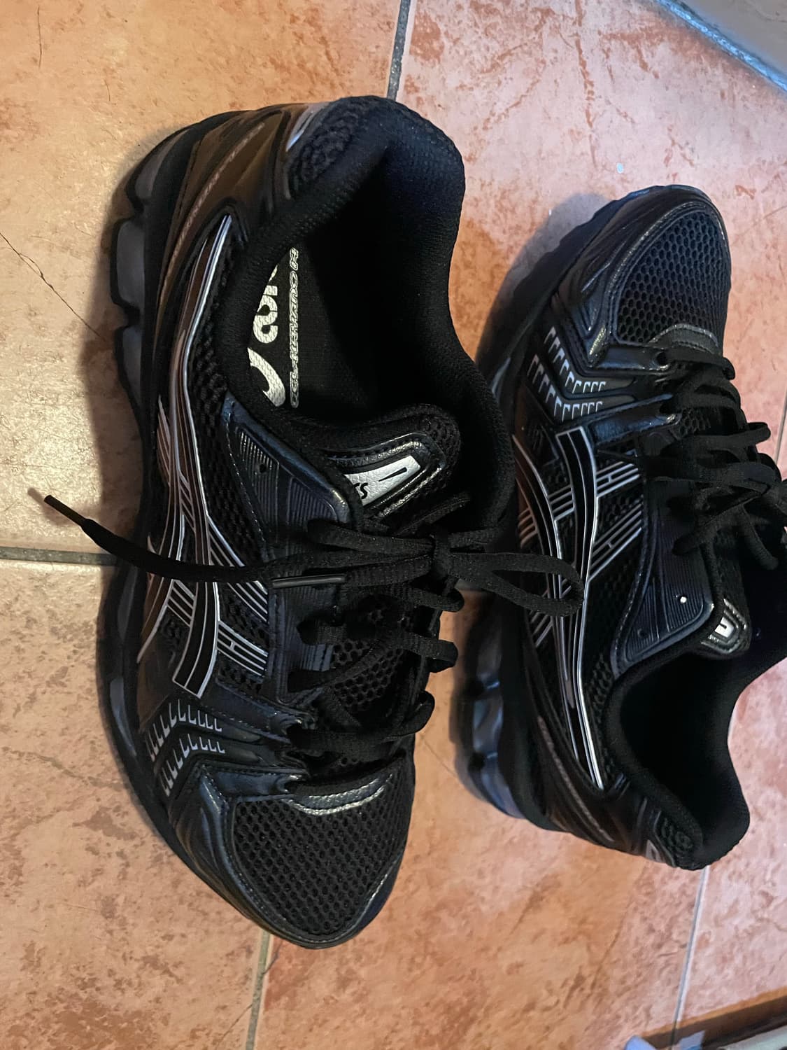 아식스(asics) 젤카야노 14 블랙 퓨어 실버 280 팝니다 상품이미지1