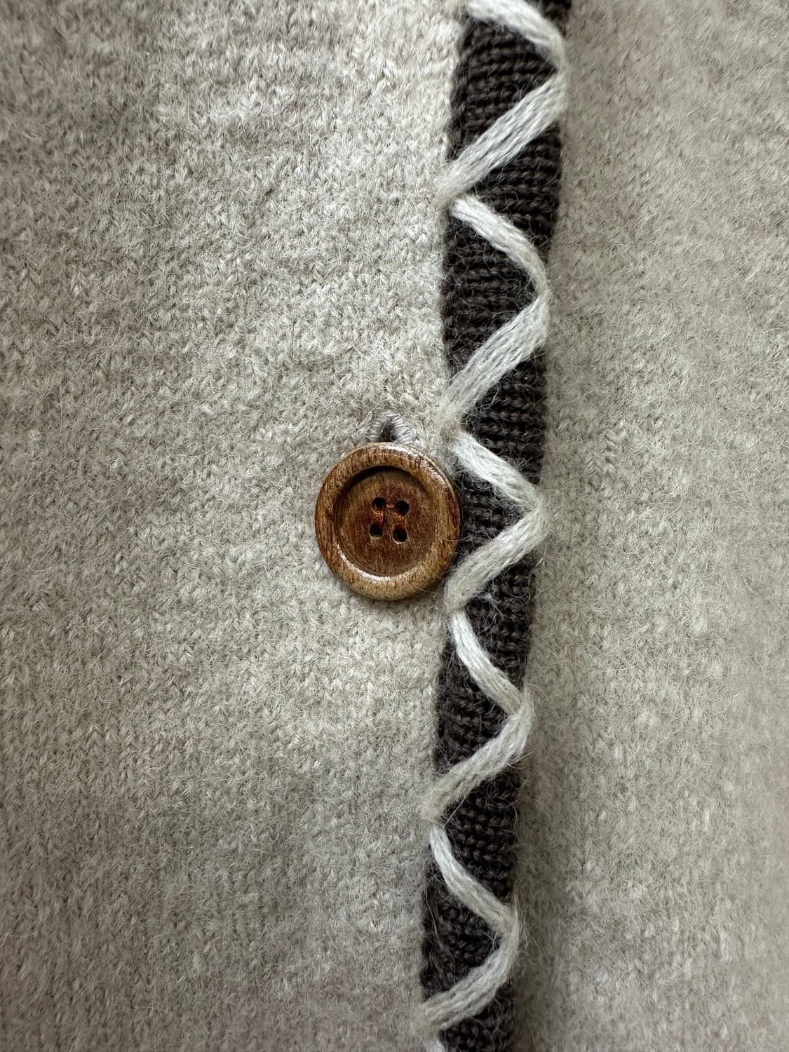 일본빈티지 SAISON DE ELLE 울100% 우드 버튼 니트 가디건 상품이미지4