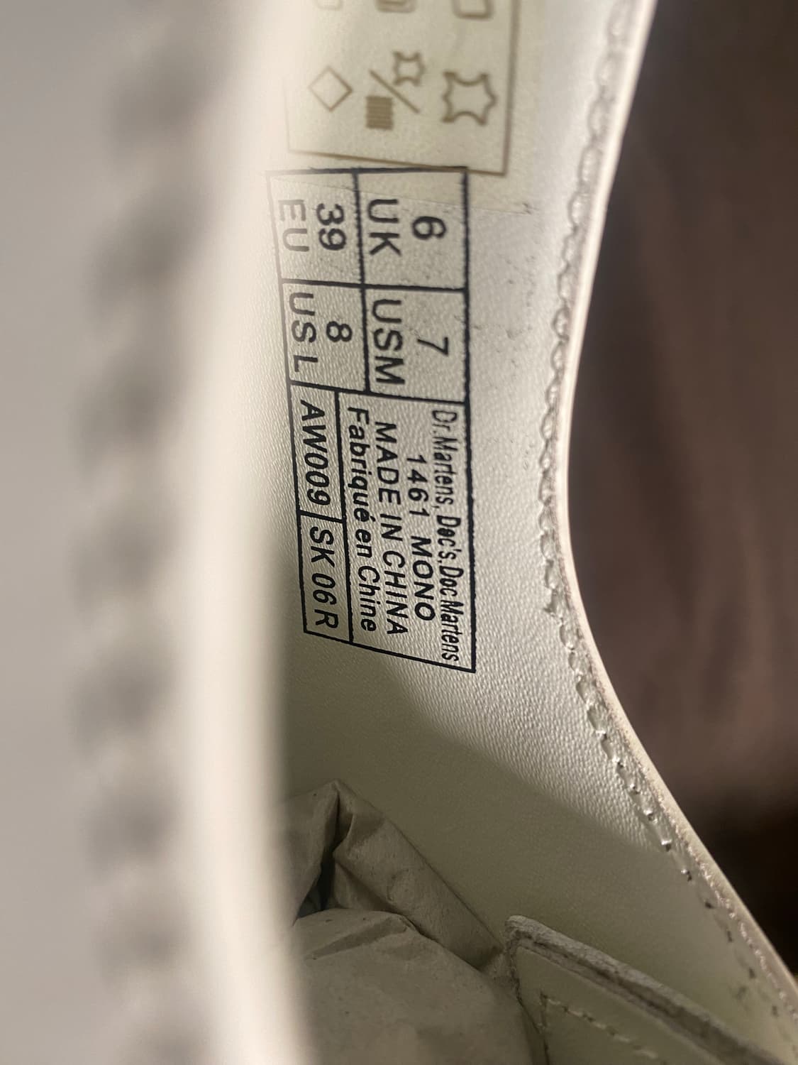 닥터마틴 1461 모노 화이트 3홀 250 상품이미지4