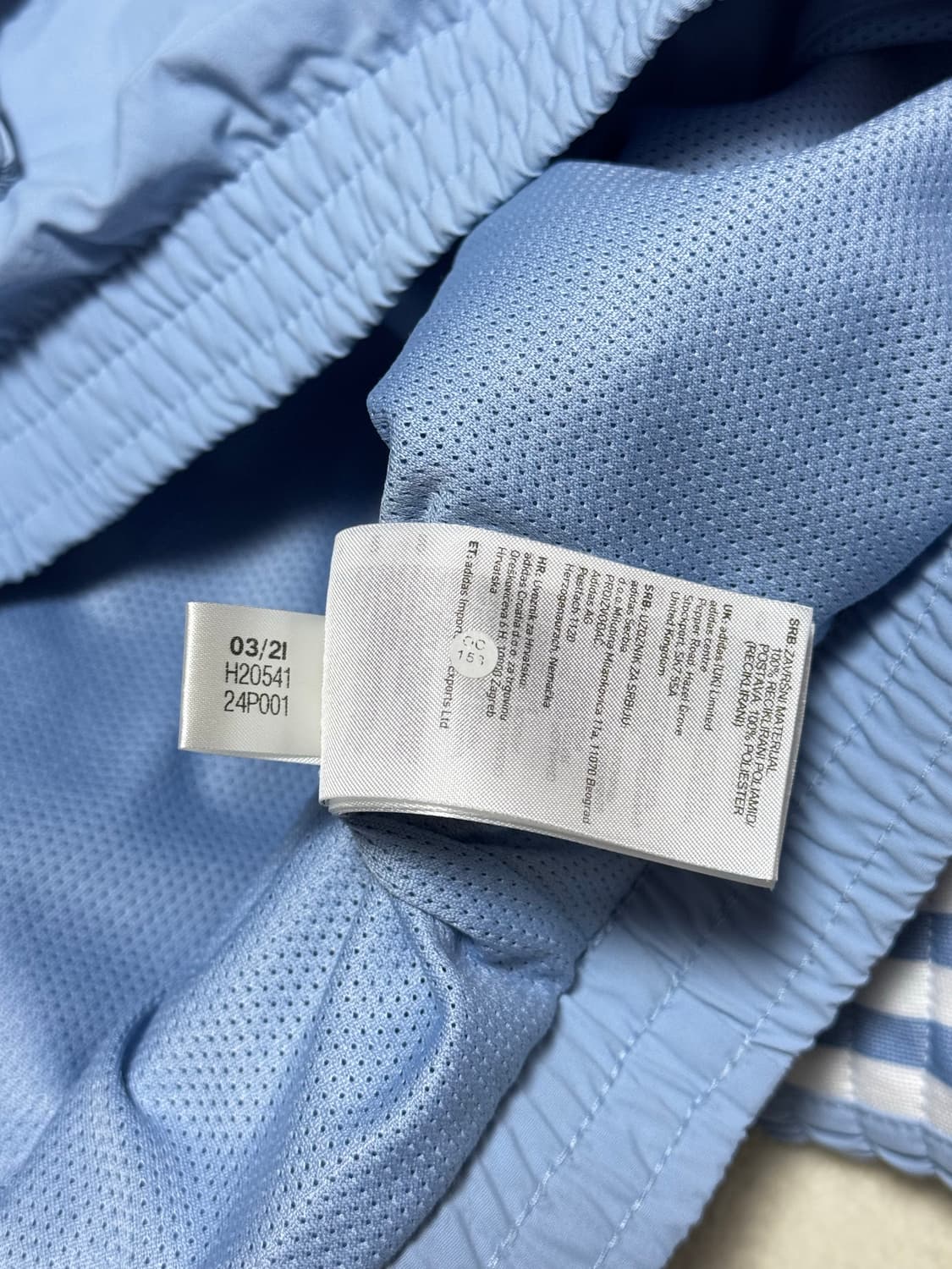 아디다스 시나모롤 스카이블루 바람막이 상품이미지6