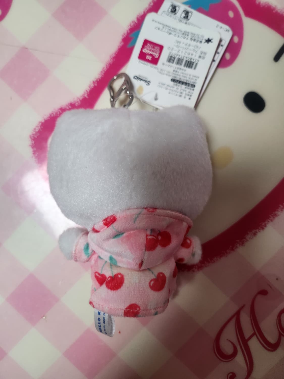 헬로키티 체리 후디 키링 정품 산리오 마스코트 상품이미지2