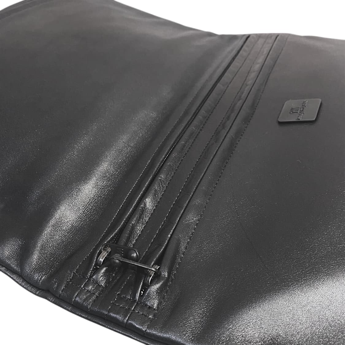 이세이미야케 소가죽 클러치백 상품이미지7