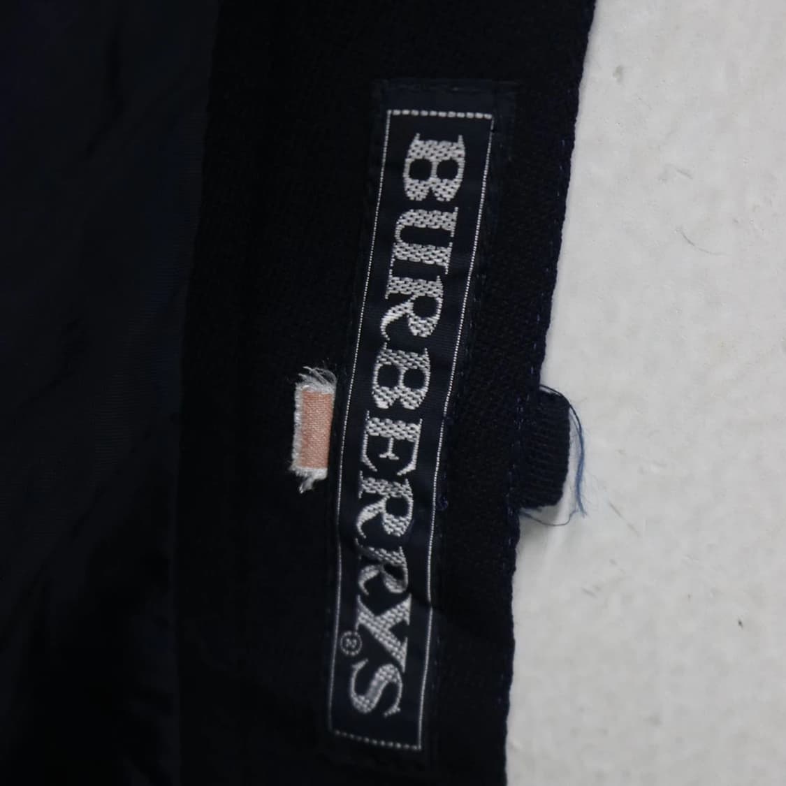 90'S 버버리 네이비 울 스커트 61220 상품이미지3