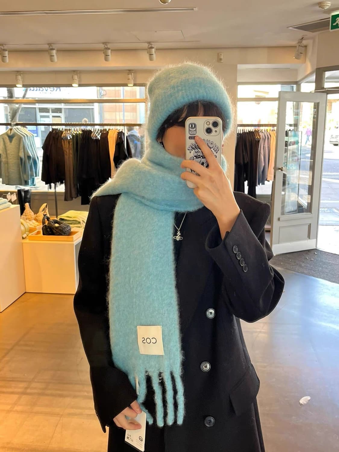 [새상품] cos 모헤어 머플러 아이스 블루 상품이미지2