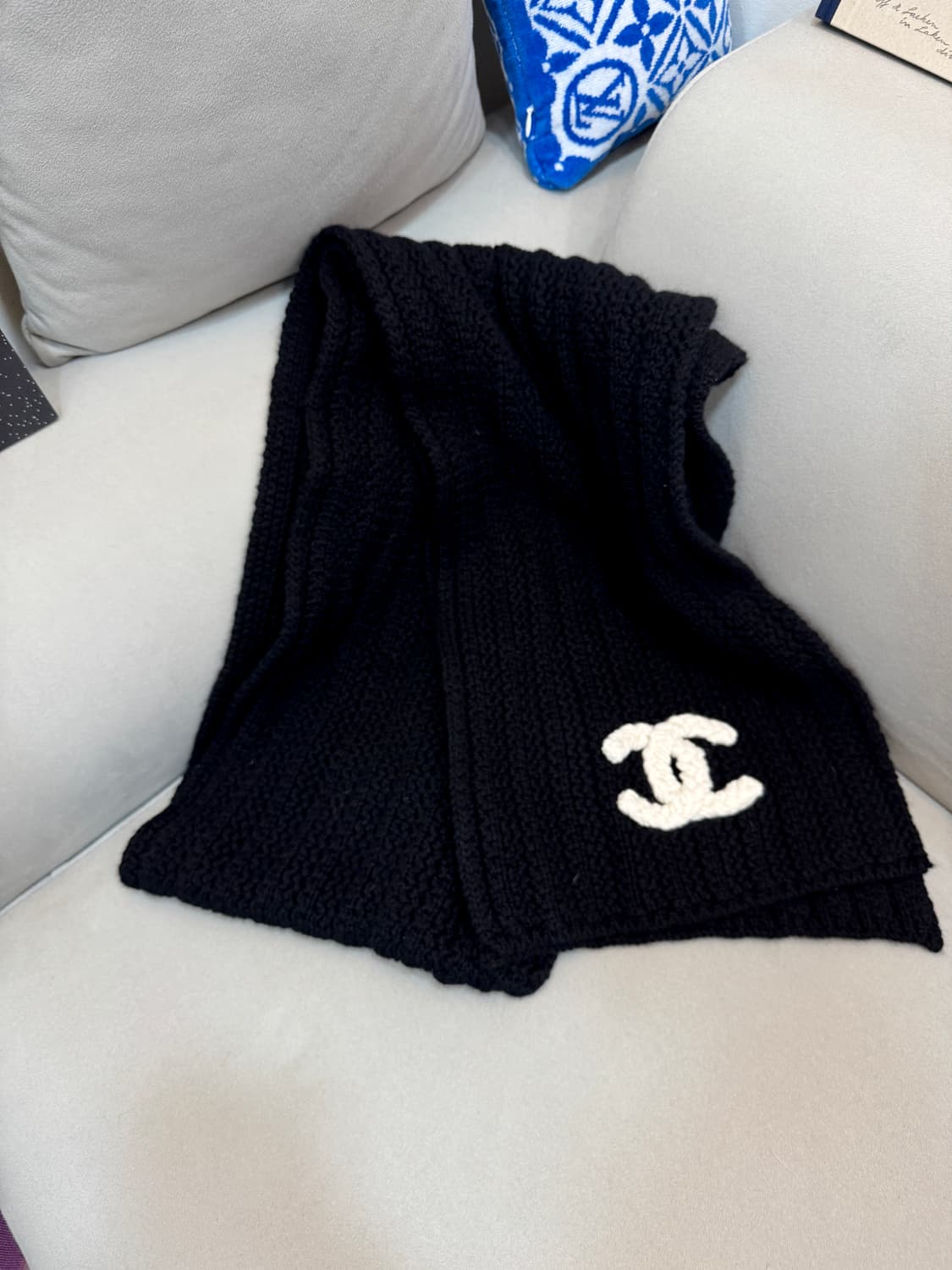 샤넬 CC로고 캐시미어 니티드 CC 머플러  상품이미지1