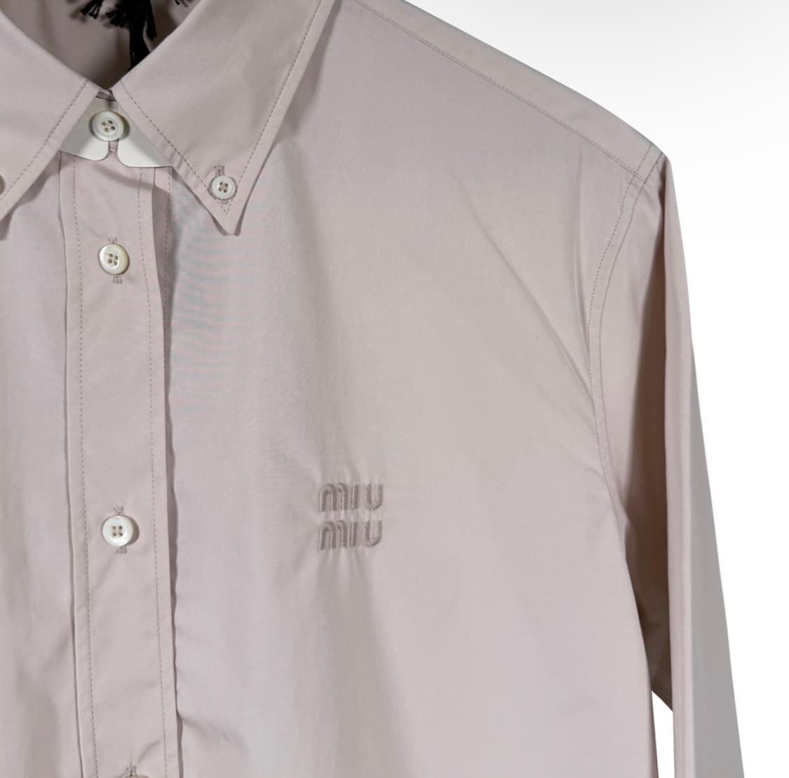 [40] 미우미우 자수 로고 포플린 오버사이즈 셔츠 오팔 핑크 상품이미지4