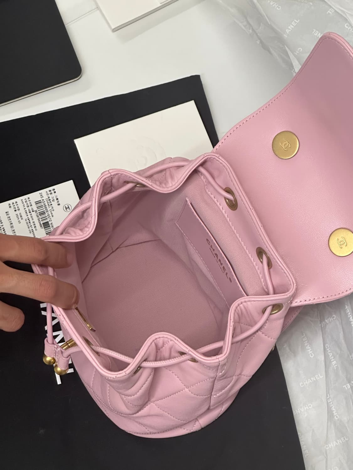 샤넬 백팩 CHANEL 레터링 체인 퀼팅 미니백 AS4866 상품이미지9