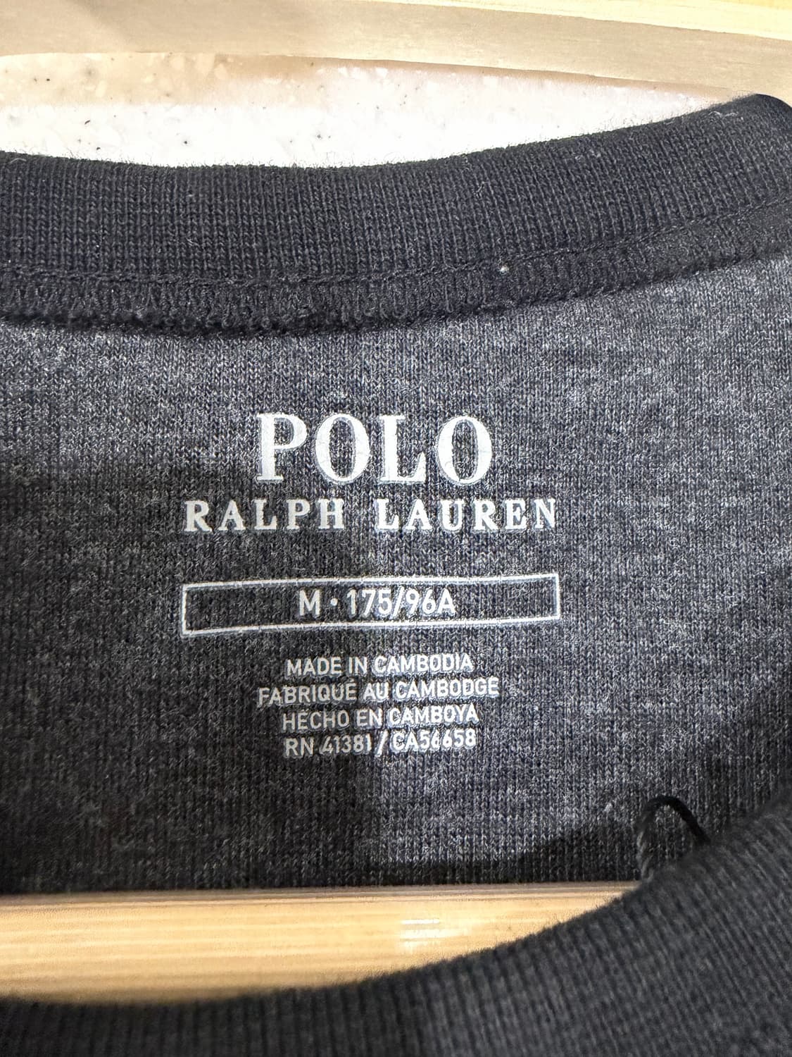 111. 폴로 맨투맨 상품이미지2