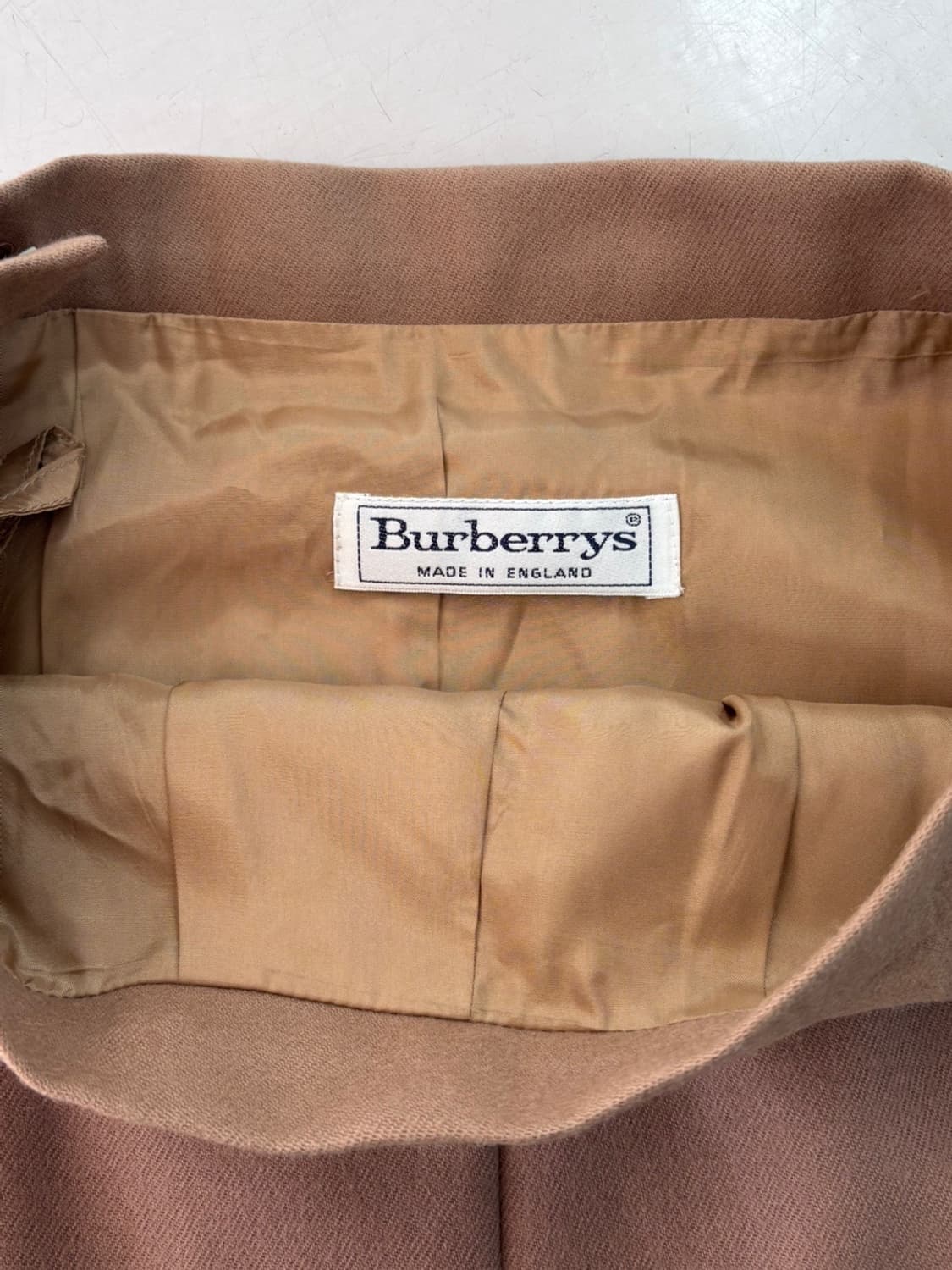 Vintage Burberry Wool Skirt 상품이미지4
