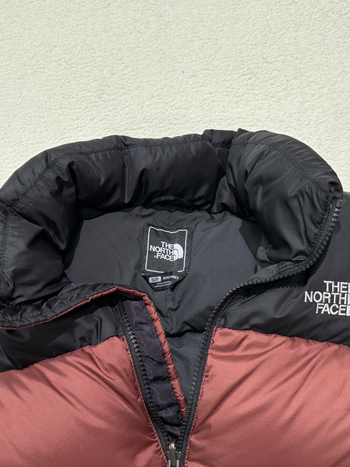 노스페이스 눕시 푸퍼 다운 패딩 브라운 95 상품이미지2