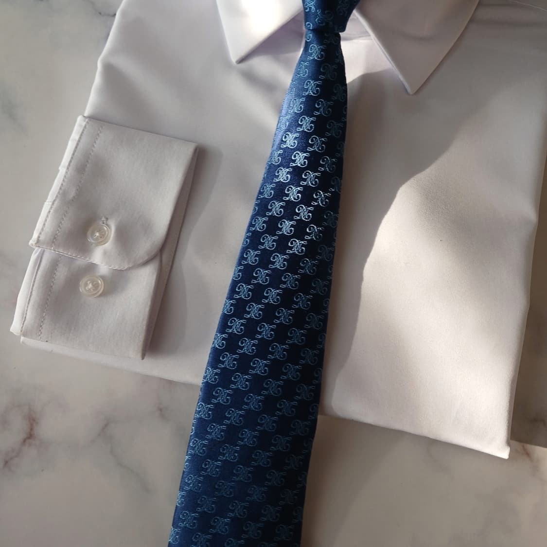 닥스 실크 블루 로고 패턴 넥타이 8.2cm A+등급 A19012
 상품이미지6
