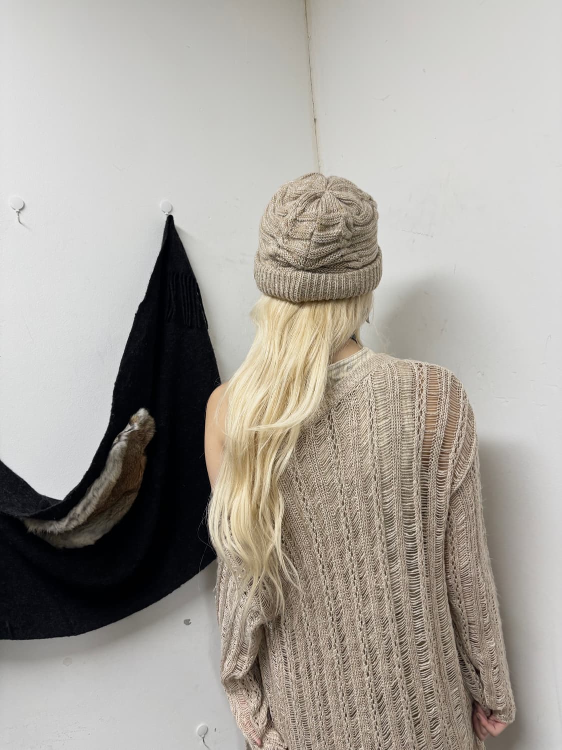 Grunge Detail Knit Long Cardigan 상품이미지4