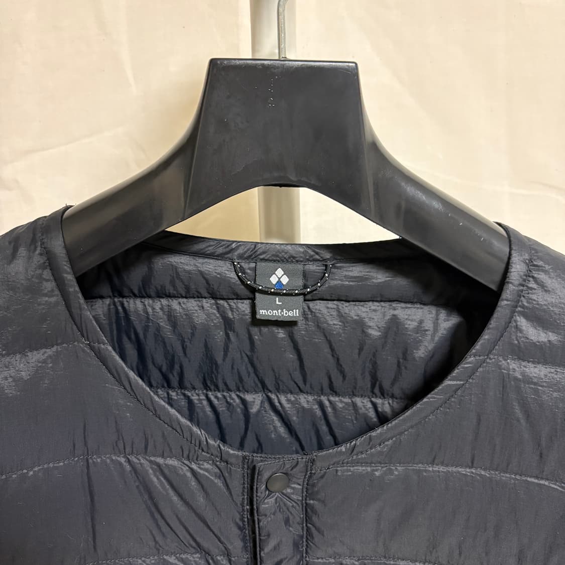 몽벨 슈페리어 라운드넥 800필 경량패딩 다운 자켓 / 블랙, L 상품이미지4
