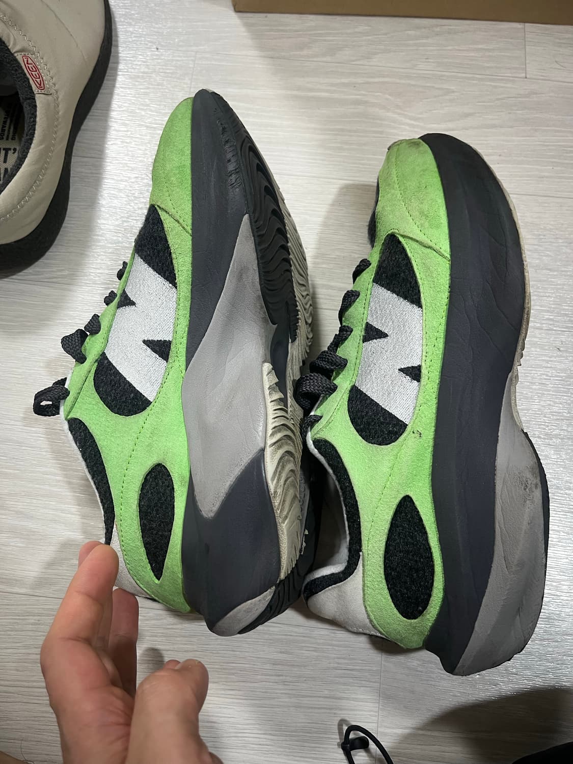뉴발란스 러너그린 275 상품이미지2