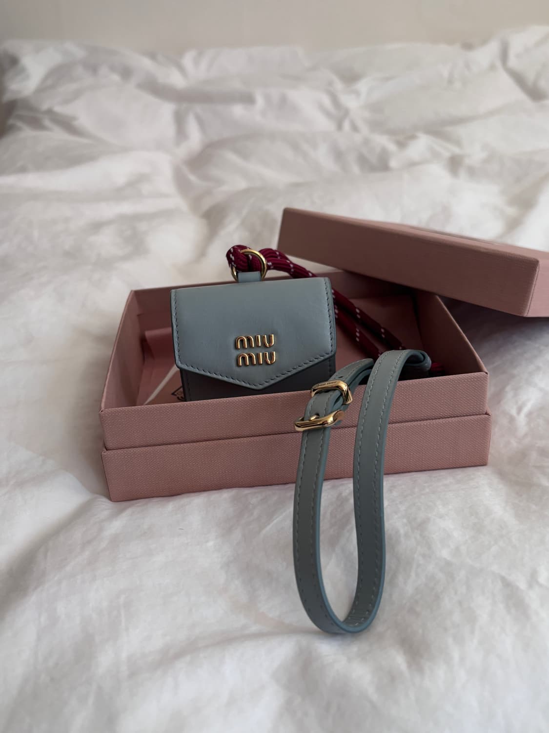 미우미우 miumiu  가죽 코드 및 트릭 (풀박스/상태 최상) 상품이미지3