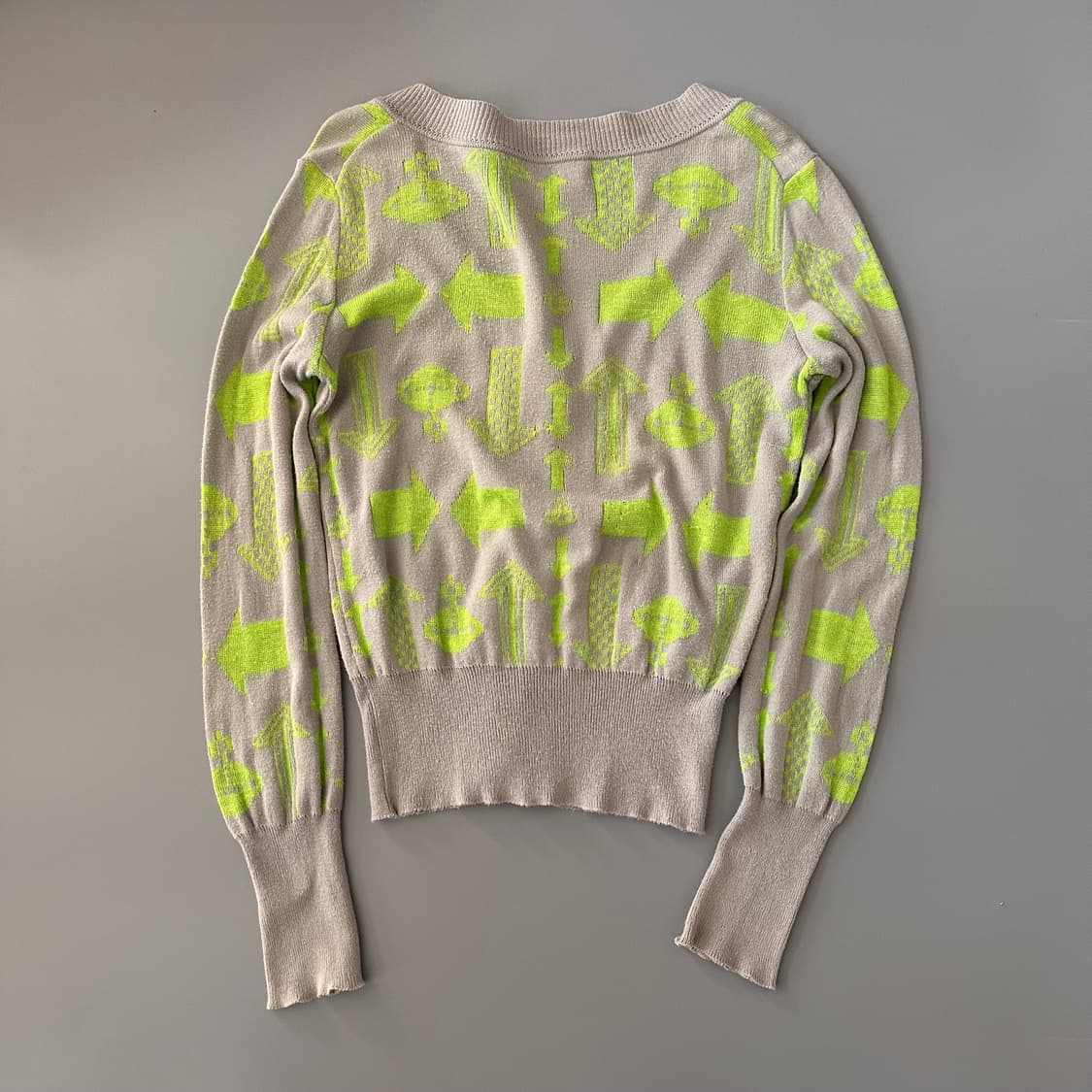 비비안 웨스트우드 orb로고 여성 가디건 상품이미지5