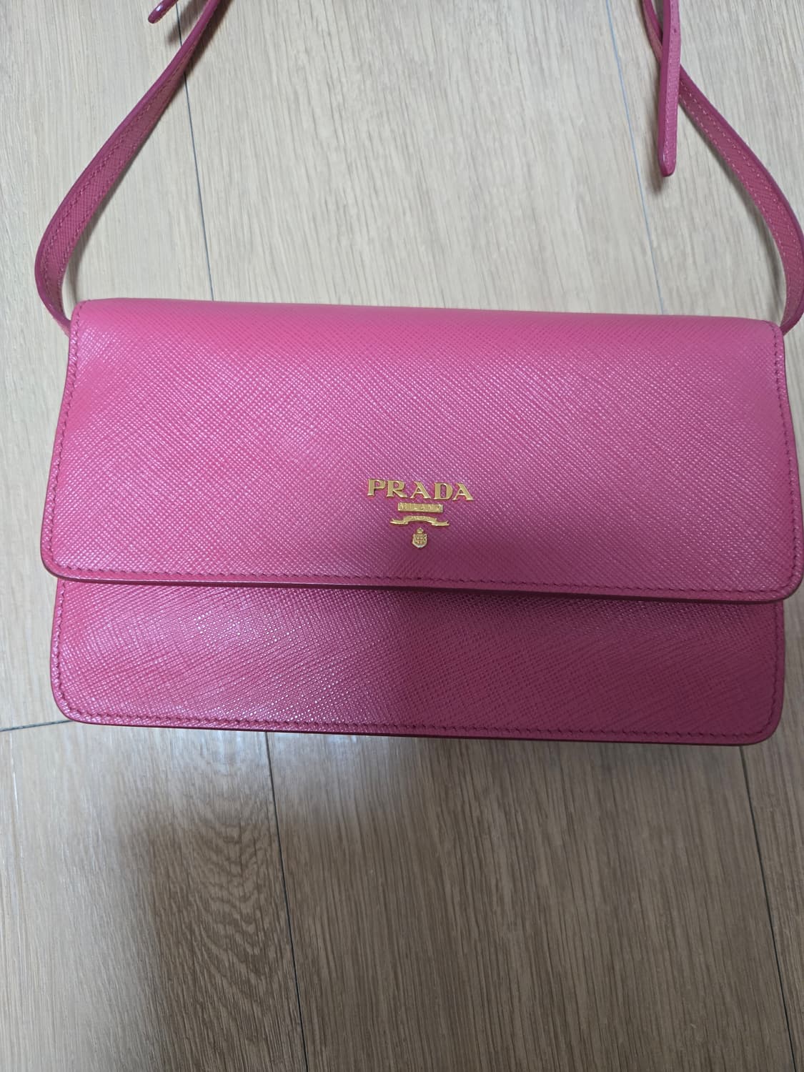 프라다 사피아노 가죽 미니백 핑크 상품이미지2