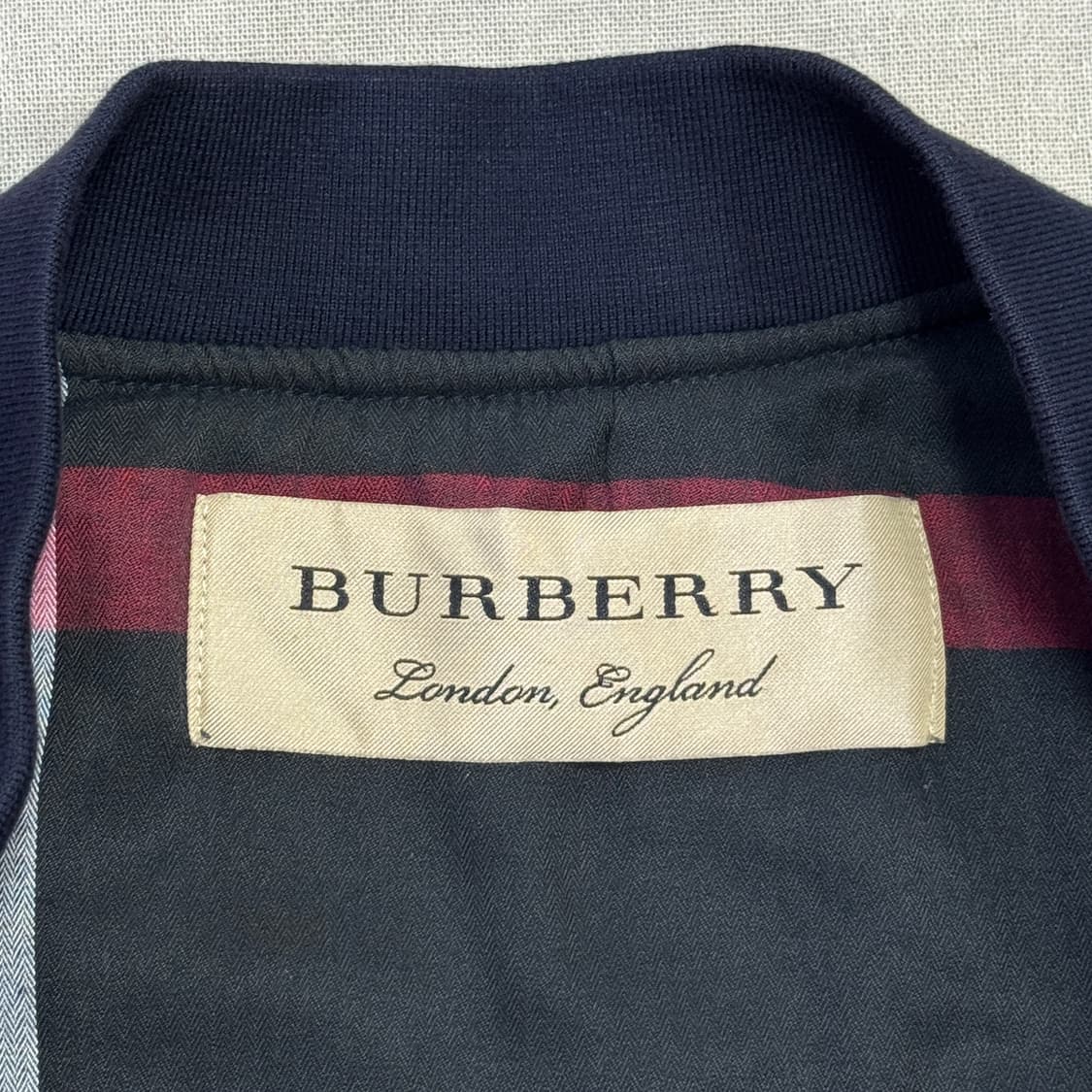 버버리 나일론 자수 투웨이 블루종 XL 상품이미지7