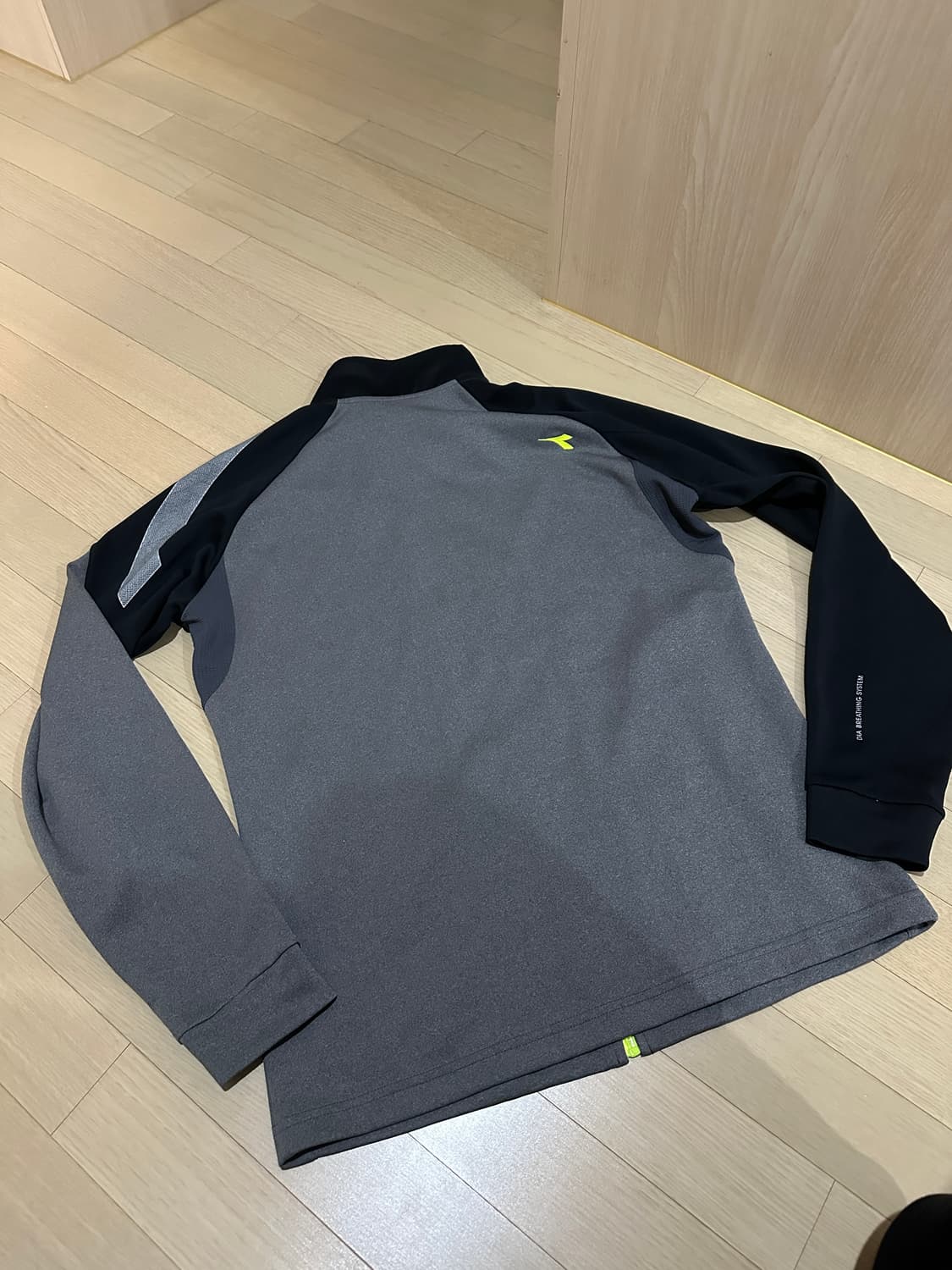 디아도라 트랙탑 저지 105(XL) 상품이미지6