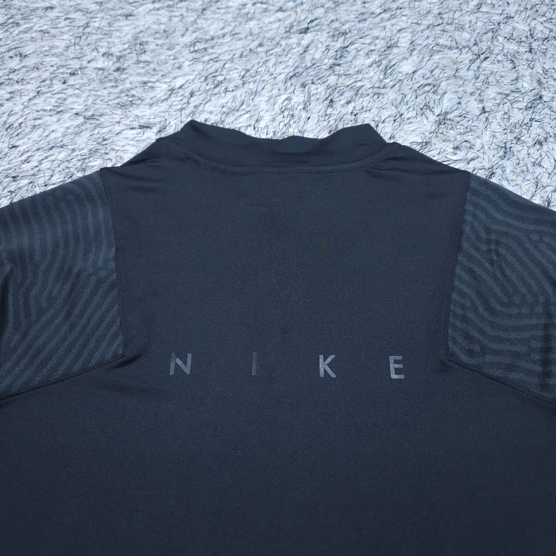 나이키) M 남자 드릴탑 드라이핏 반집업긴팔티 / 왕눈이샵 상품이미지7