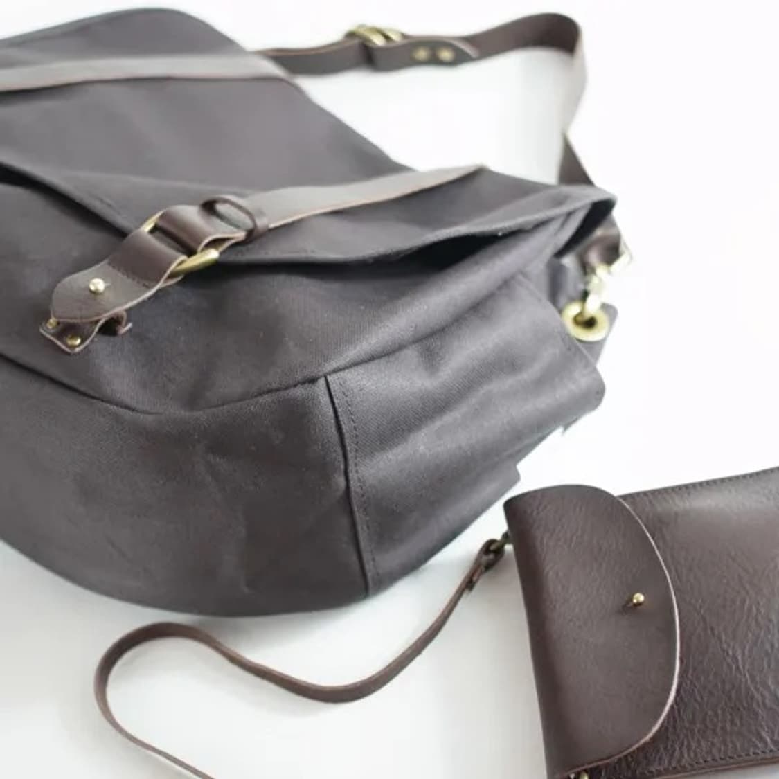 아미아칼바 리넨 숄더백 상품이미지3